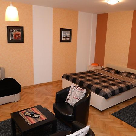 Exclusive Central Apartments Скоп'є Номер фото