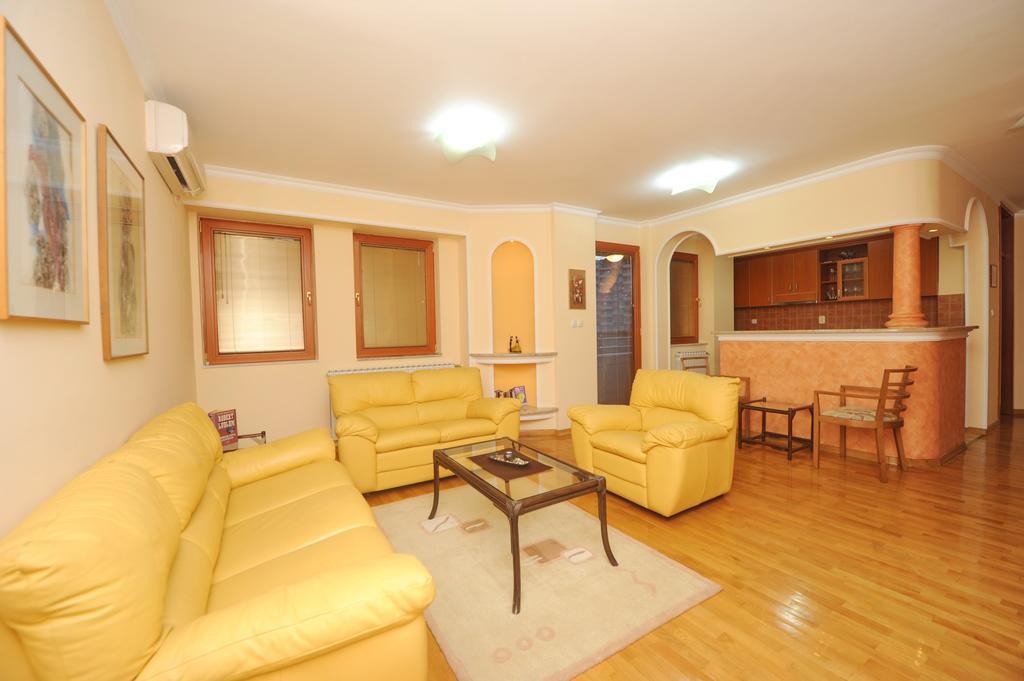 Exclusive Central Apartments Скоп'є Екстер'єр фото