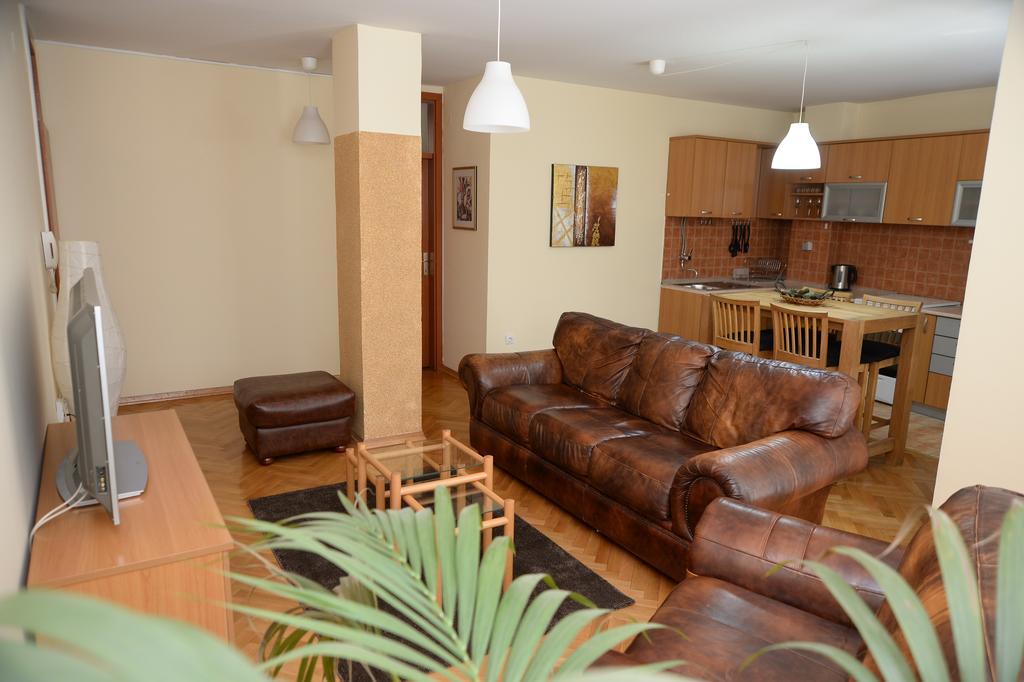 Exclusive Central Apartments Скоп'є Екстер'єр фото