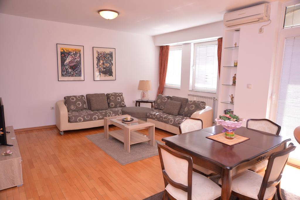 Exclusive Central Apartments Скоп'є Екстер'єр фото