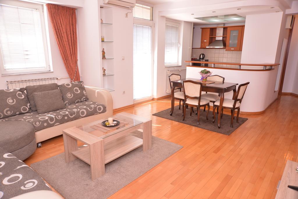 Exclusive Central Apartments Скоп'є Екстер'єр фото