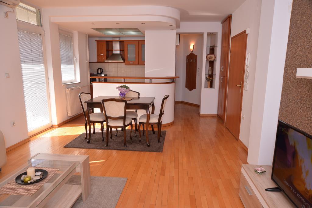 Exclusive Central Apartments Скоп'є Екстер'єр фото